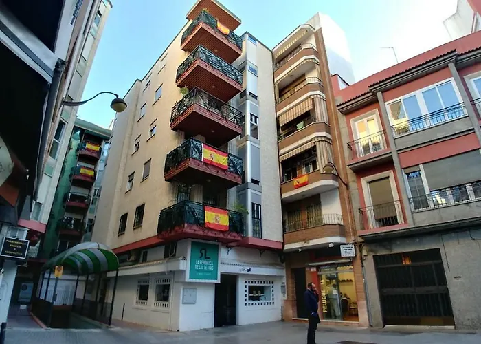 Lägenhet Alojamiento Plaza Chirinos *